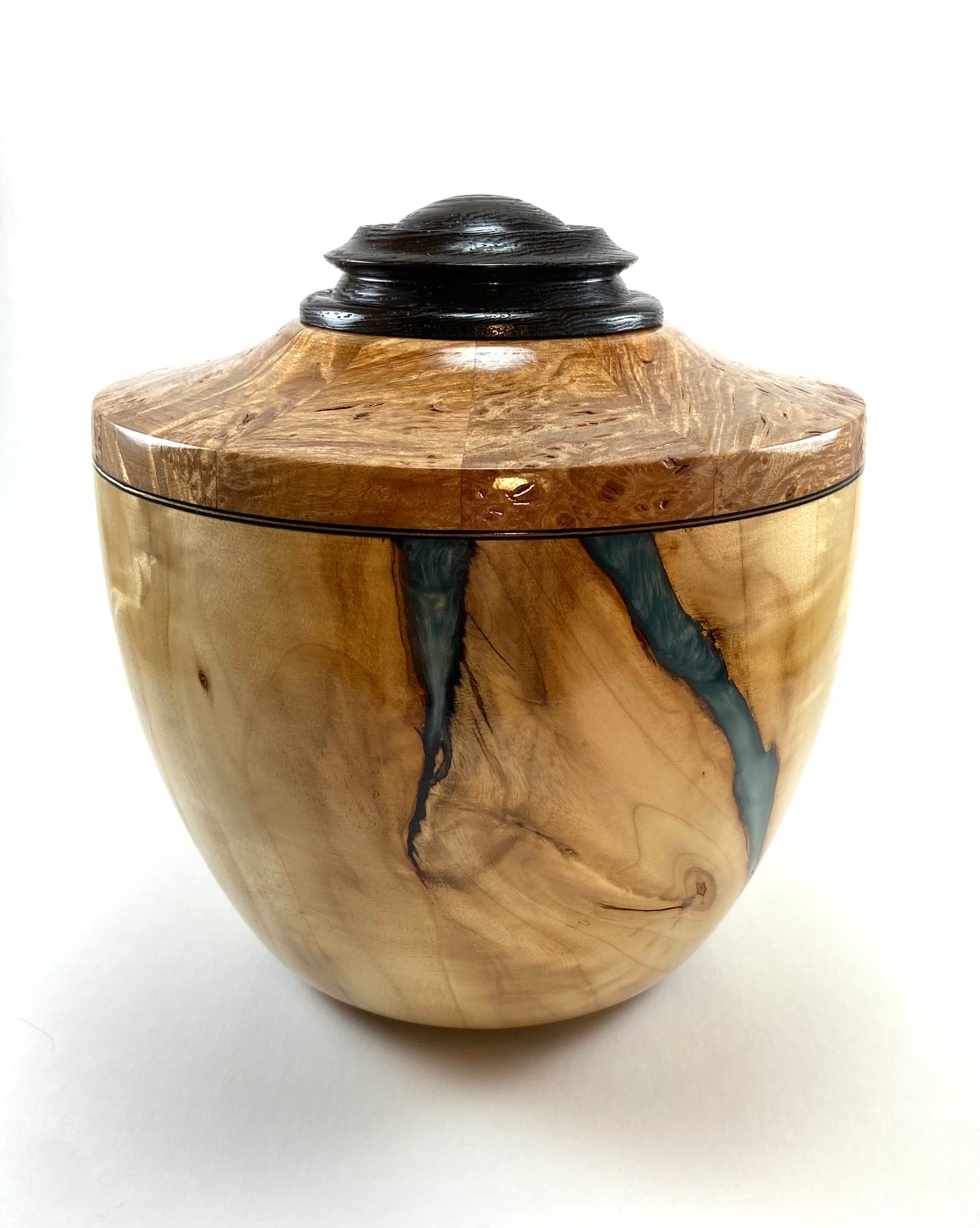 LG Maple/Resin/Oak Burl Urn